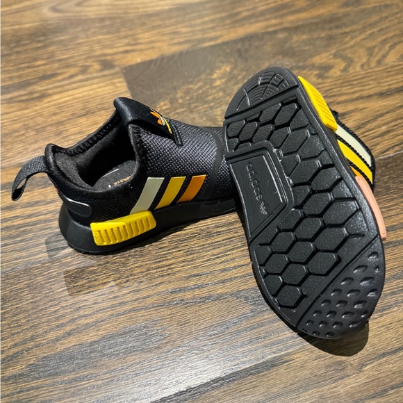 *new* adidas baby sneakers - Picture 5 of 6